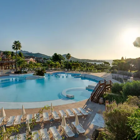 Résidence Le Village De Cap Esterel - Maeva - 2 Pièces 4 Personnes Climatisé Avec Terrasse - Prestige - Super Mae-6093 *